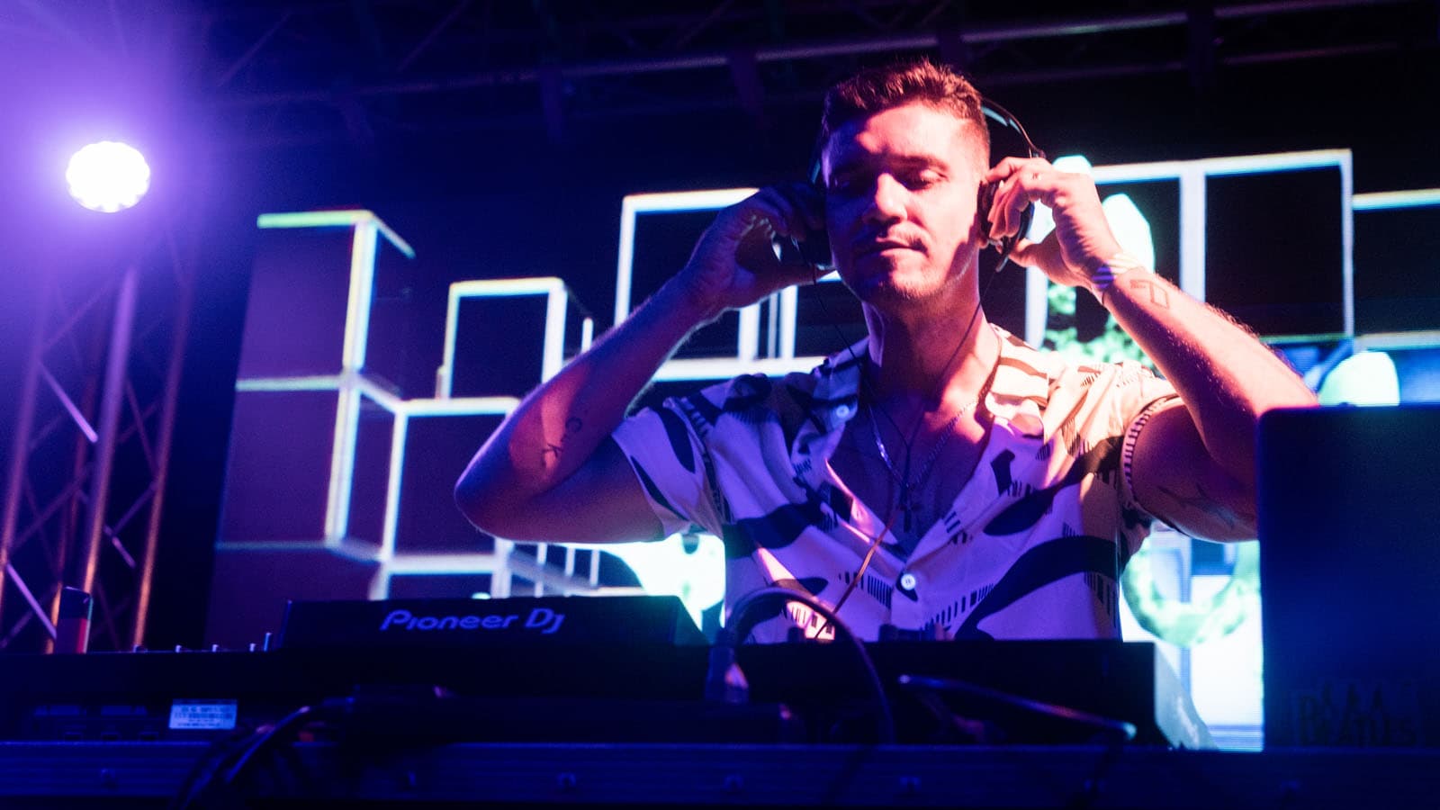 DJ performing at Sundara